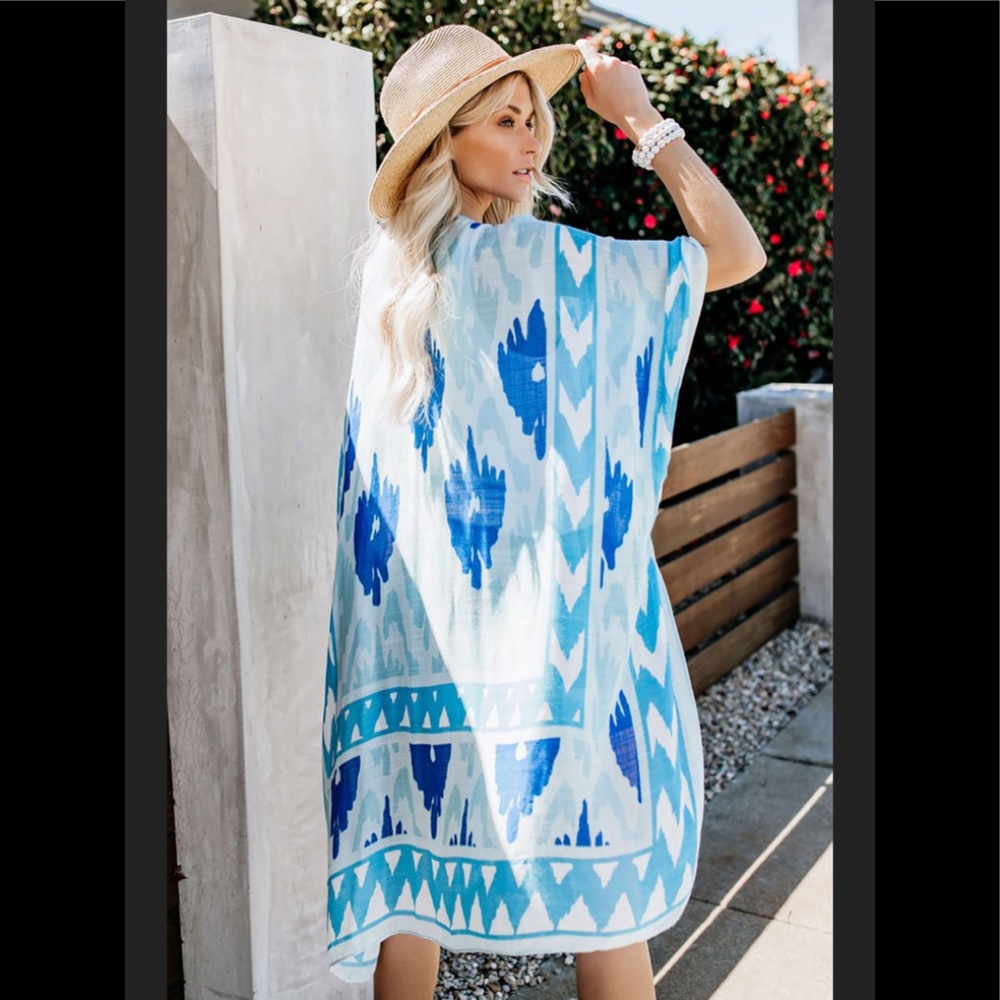 1 Left! Blue Kimono Cover Up - Picture 2 of 4